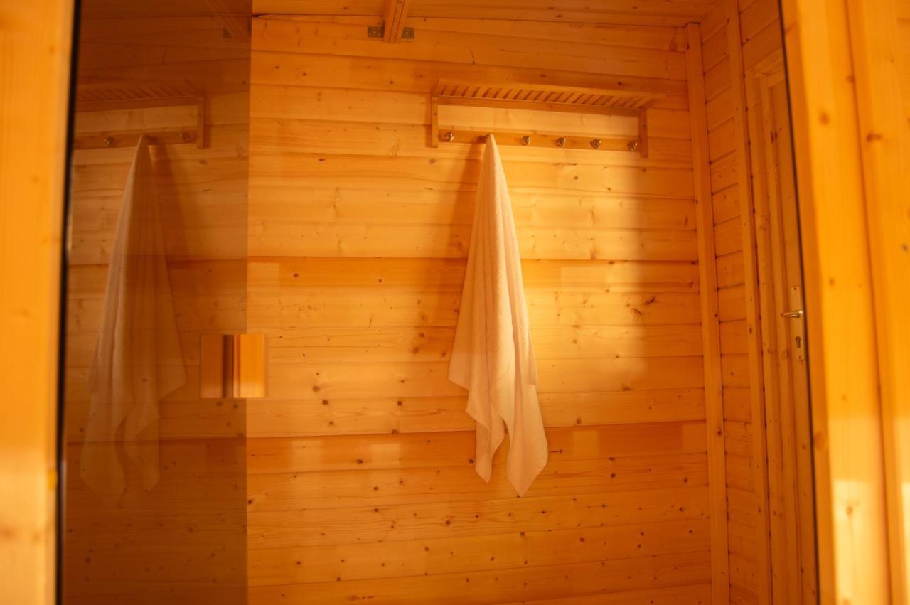 Wellnessoase Mitten In Triberg Triberg im Schwarzwald Extérieur photo