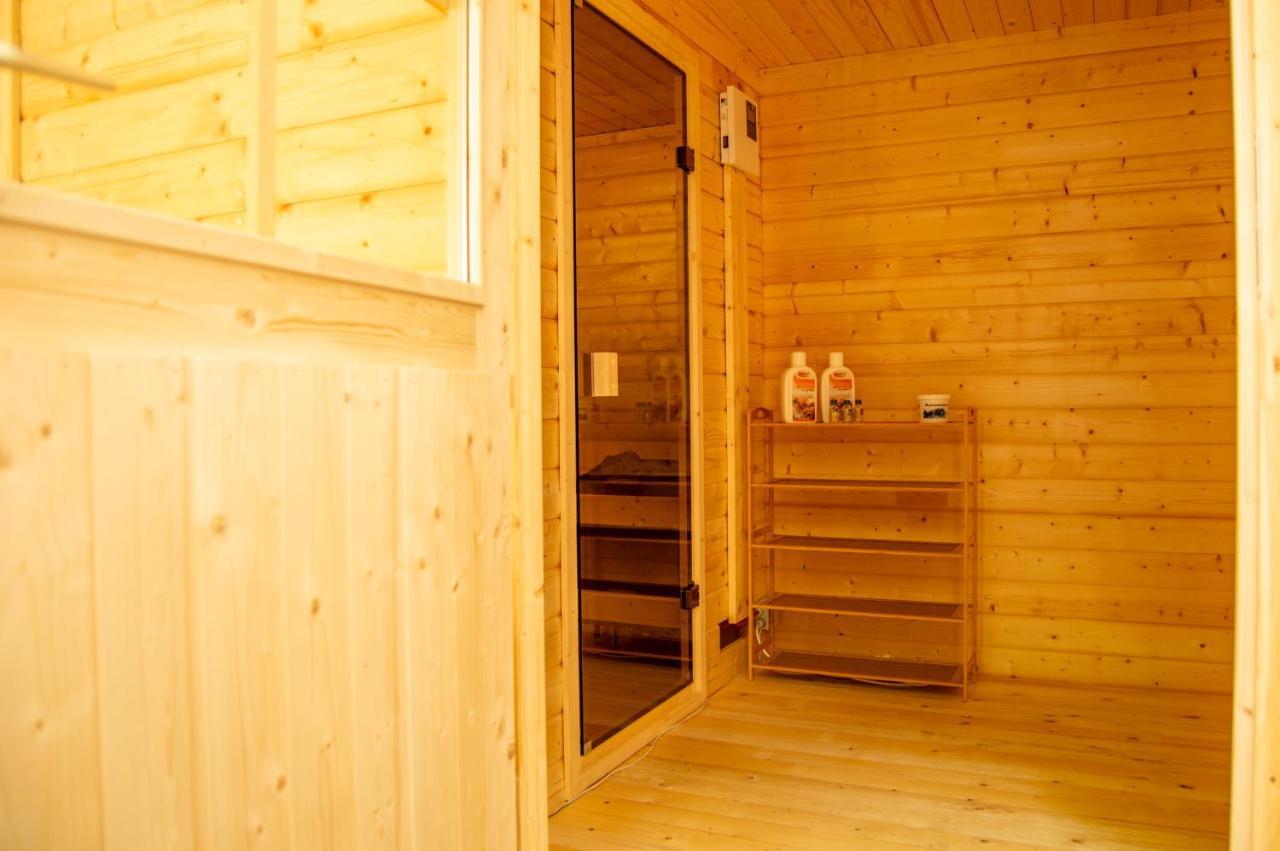 Wellnessoase Mitten In Triberg Triberg im Schwarzwald Extérieur photo