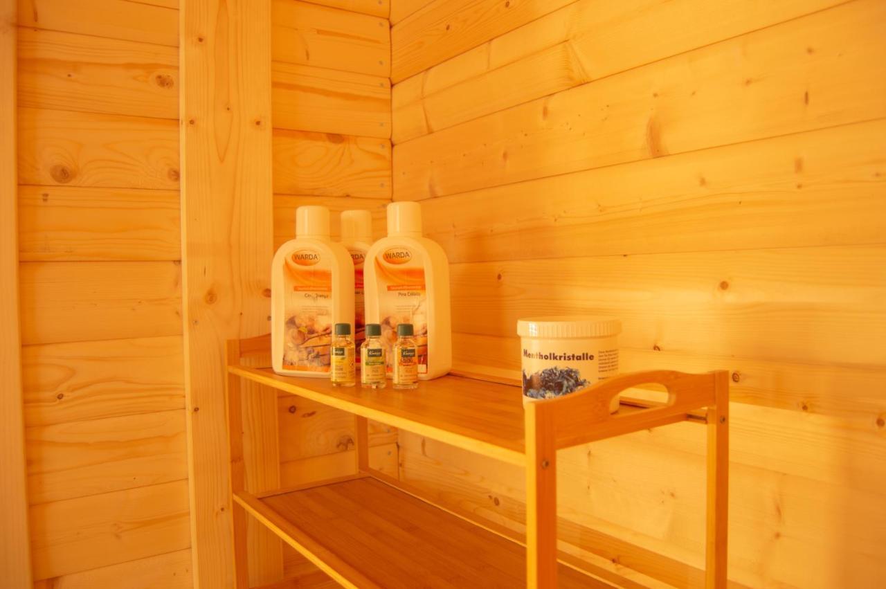 Wellnessoase Mitten In Triberg Triberg im Schwarzwald Extérieur photo