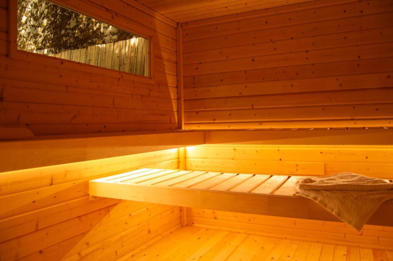 Wellnessoase Mitten In Triberg Triberg im Schwarzwald Extérieur photo